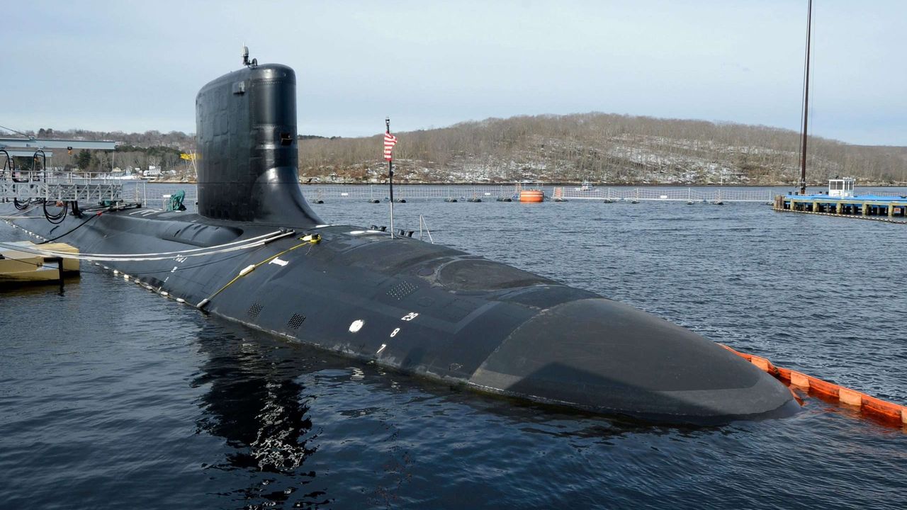 بلغاريا تدرس شراء غواصات