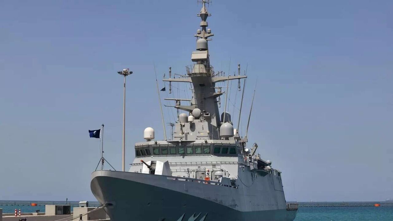 حجمها يفوق قوة الأسطول الأمريكي… معلومات عن الأساطيل الحربية في الخليج