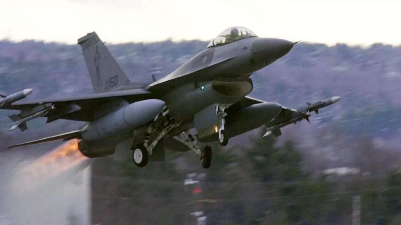 أمريكا تبرم صفقة بيع صواريخ جو - جو مع ألمانيا