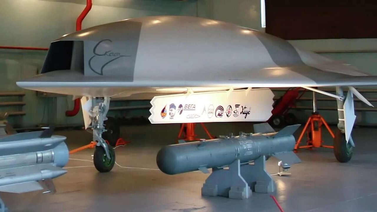 روسيا تصمم طابعة ثلاثية الأبعاد لتصنيع "جيش" من الطائرات المسيرة