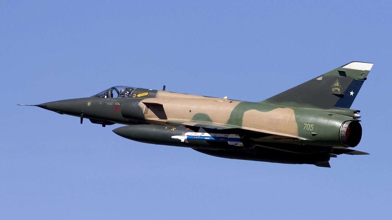 إندونيسيا تؤجل صفقة شراء طائرات مستعملة بقرار من وزارتي الدفاع والمالية