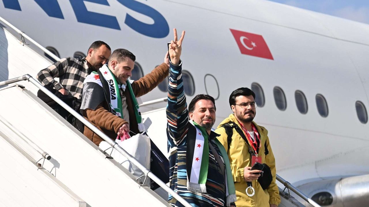 أول رحلة جوية من تركيا إلى سوريا بعد توقف 13 عاما