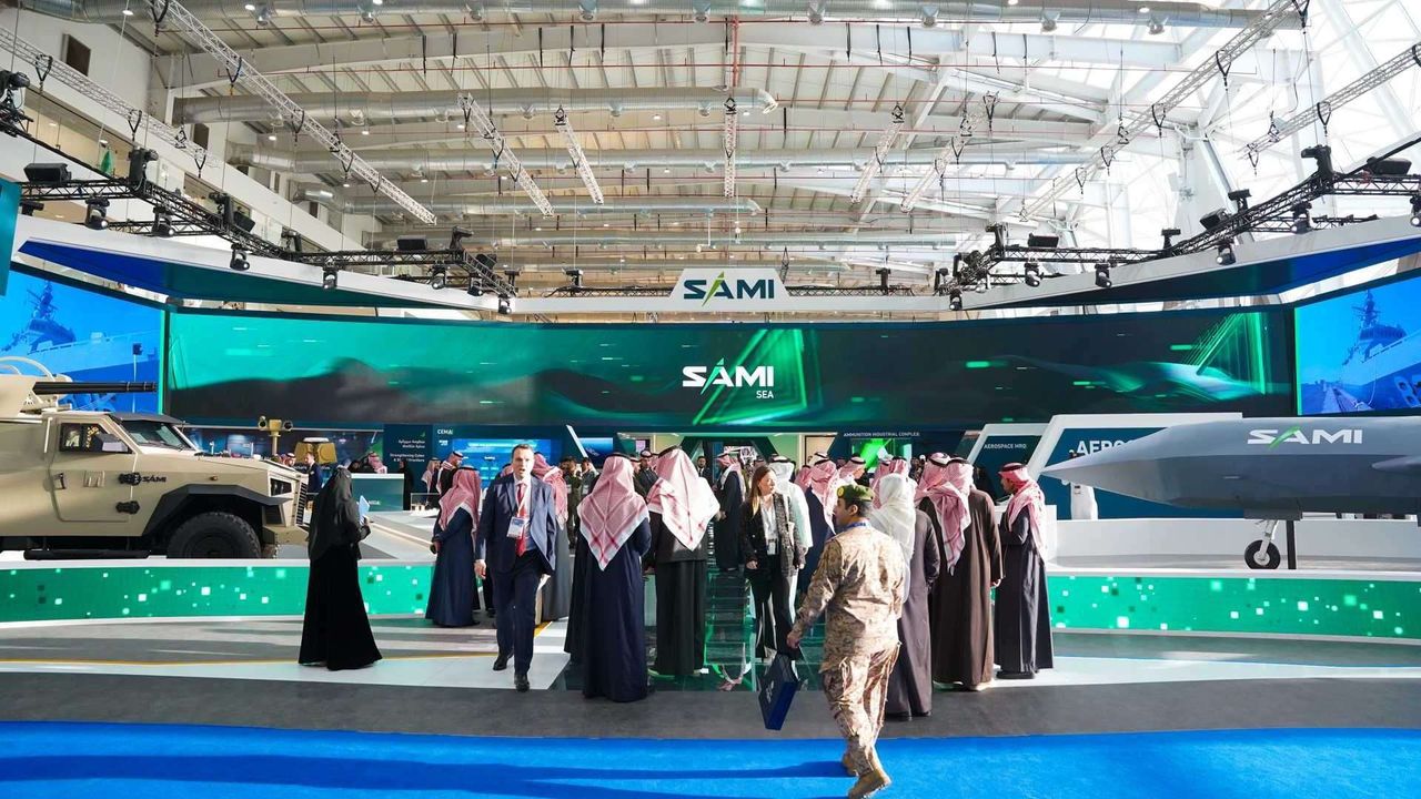 "سامي" السعودية تعرض أحدث منتجاتها العسكرية في "آيدكس 2025"