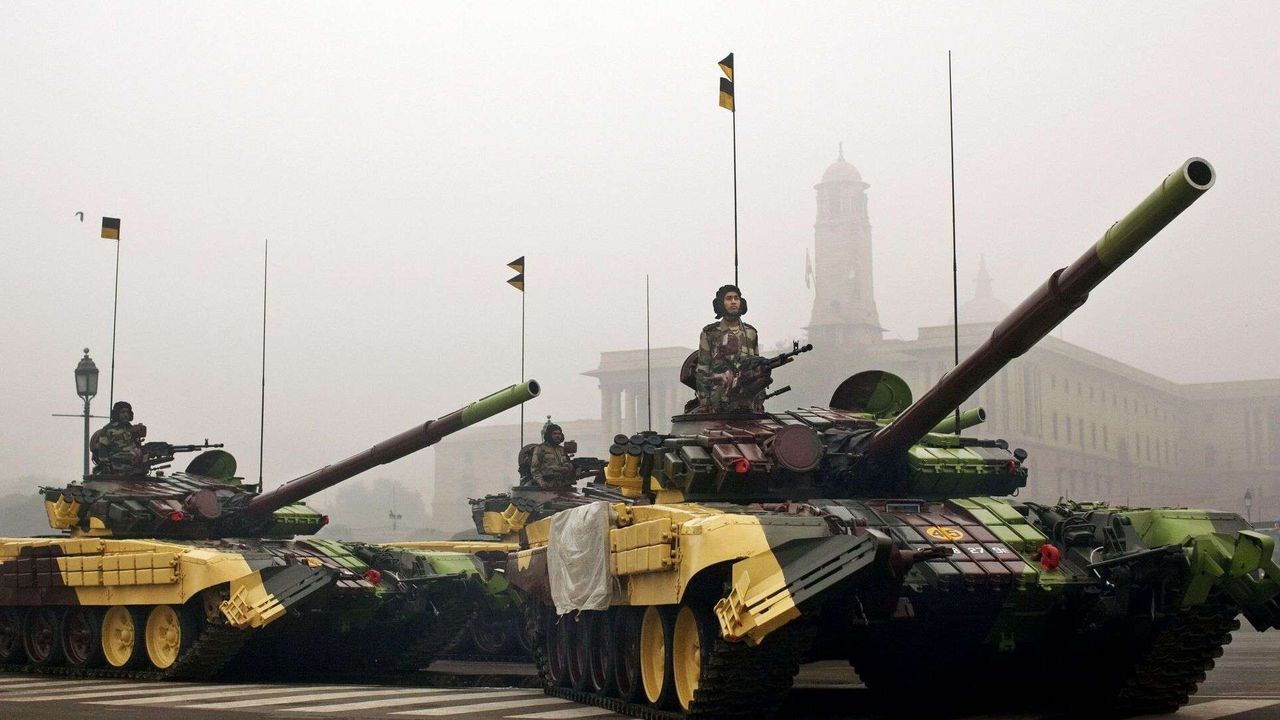 بـ 248 مليون دولار.. الهند تشتري محركات دبابات قتالية من روسيا