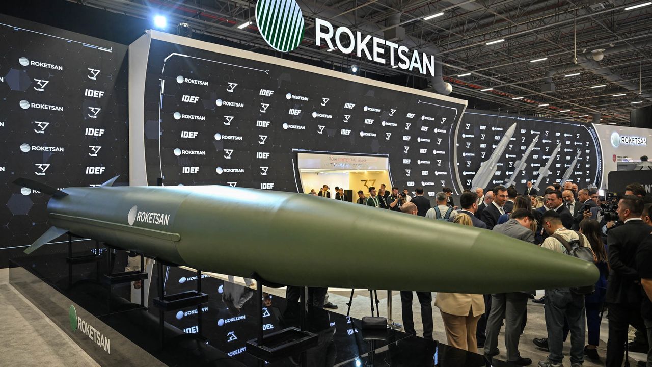 روكيتسان تكشف عن أول صاروخ باليستي فرط صوتي محلي الصنع