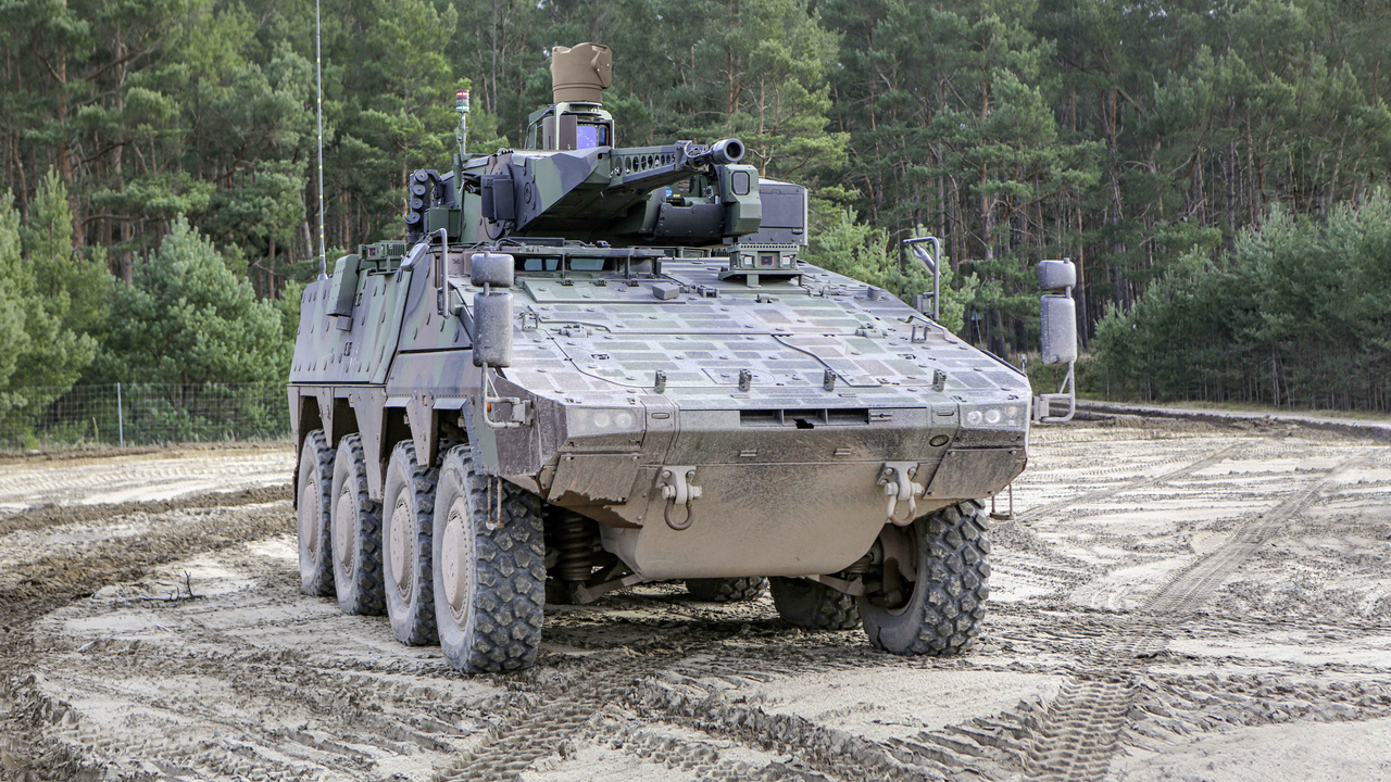 ألمانيا وهولندا تشتريان 222 مركبة مشاة قتالية من طراز "بوكسر"