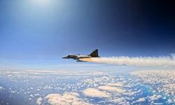 القوات الجوية البرازيلية تختبر إطلاق صاروخ "ميتيور" من طائرة "غربين-إي"