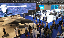 4.9 مليار دولار.. صفقات وزارة الدفاع الإماراتية وشرطة أبوظبي خلال أول ثلاث أيام من معرض دبي للطيران 2025