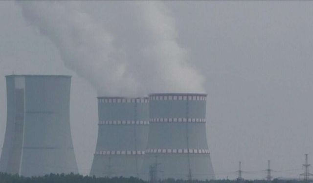 فرنسا واليابان توقعان اتفاقية تعاون نووي