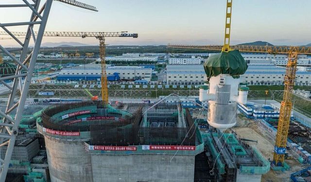 الصين تقرر بناء 11 مفاعلاً نووياً جديداً