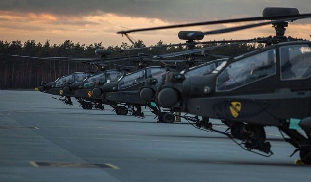 بولندا تحصل على قرض بقيمة 3 مليارات دولار لشراء مروحيات "أباتشي" القتالية