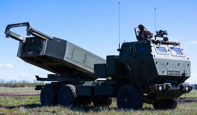 بولندا تستعد لشراء أكثر من 100 راجمة صواريخ أمريكية من طراز "هيمارس"