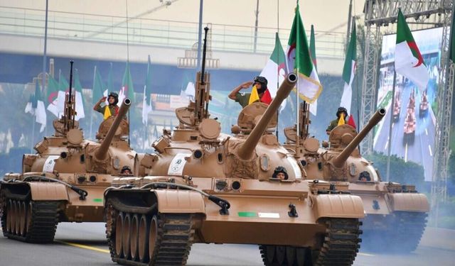 الجزائر ترفع إنفاقها العسكري إلى أعلى مستوى في تاريخها