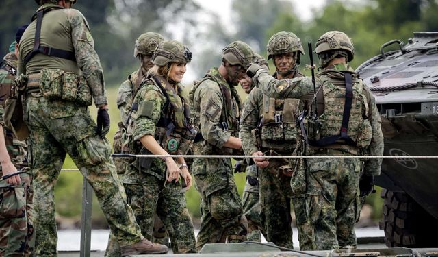 هولندا تزيد إنفاقها الدفاعي إلى 2% من الناتج المحلي تلبية لهدف الناتو