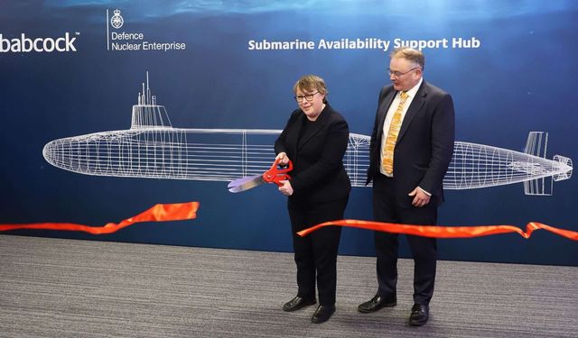 الحكومة البريطانية تفتتح منشأة جديدة لدعم الغواصات النووية