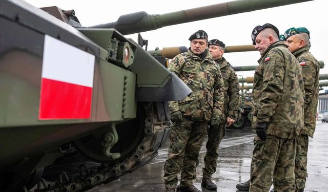 بولندا وسلوفاكيا تتعاونان لشراء وانتاج الذخيرة والأسلحة بشكل مشترك
