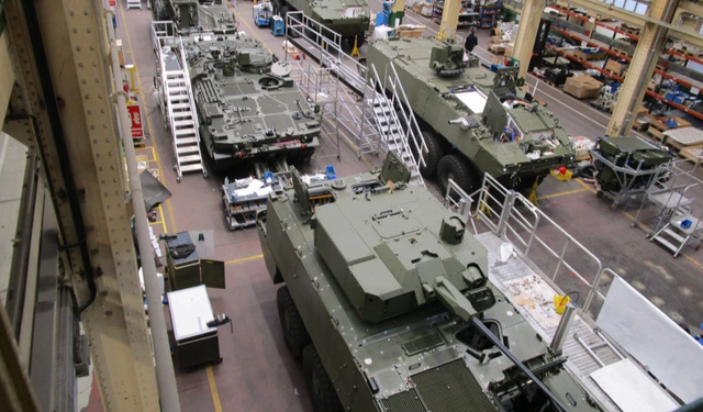 إندرا تنقل إنتاج مركبات "دراغون" القتالية إلى خيخون وسط تأخّر عمليات التسليم