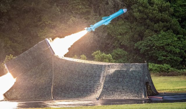 تايوان تطور صاروخًا جديداً قادر على تدمير حاملات الطائرات الصينية