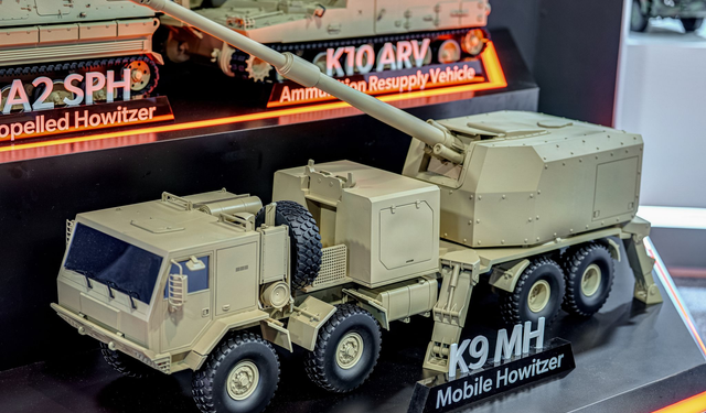 شركة كورية جنوبية تعرض مدفع هاوتزر جديد على الجيش الأمريكي