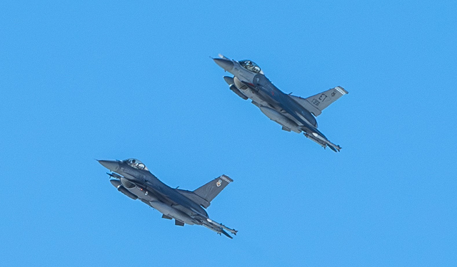 نورثروب غرومان تجهّز طائرات "إف-16" بأنظمة رادار وحرب إلكترونية من الجيل التالي