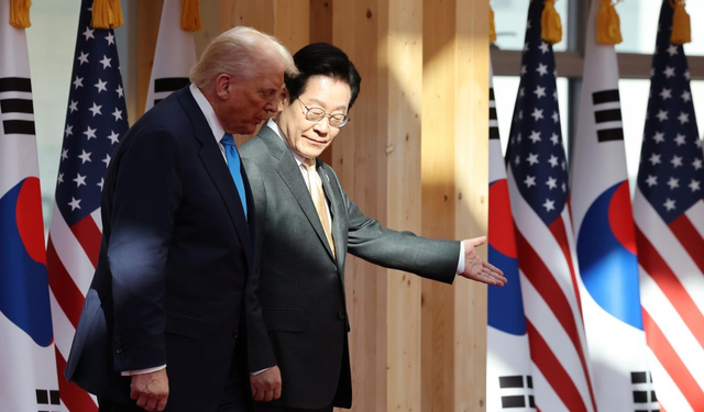 ترامب يمنح كوريا الجنوبية الموافقة لبناء غواصة تعمل بالطاقة النووية