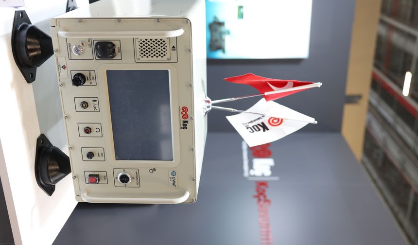 جهاز UWaT من "كوتش".. بُعد جديد في تقنيات الاتصال تحت الماء