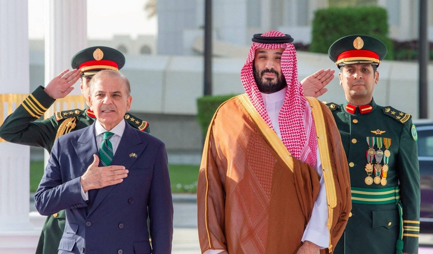 باكستان توسّع مظلتها النووية لتشمل المملكة العربية السعودية