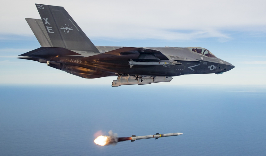 بولندا تبرم صفقة لشراء صواريخ أمريكية متطورة لطائرات "إف-35"