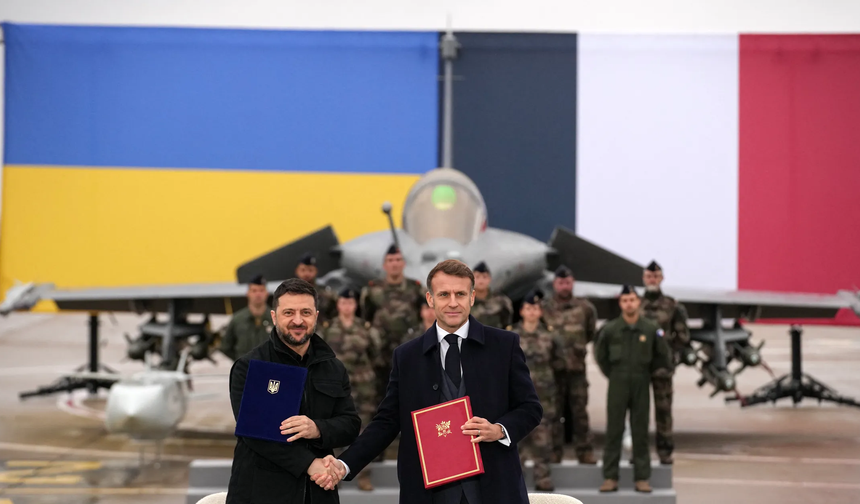 باريس وكييف توقّعان إعلان نوايا لتزويد أوكرانيا بنحو 100 مقاتلة "رافال"