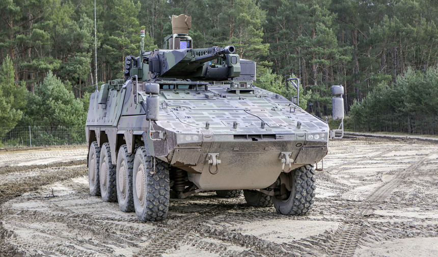 ألمانيا وهولندا تشتريان 222 مركبة مشاة قتالية من طراز "بوكسر"